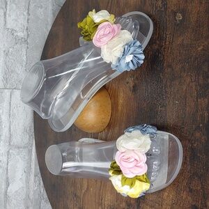Clear Jelly Slides w/Flower Trimmed Band